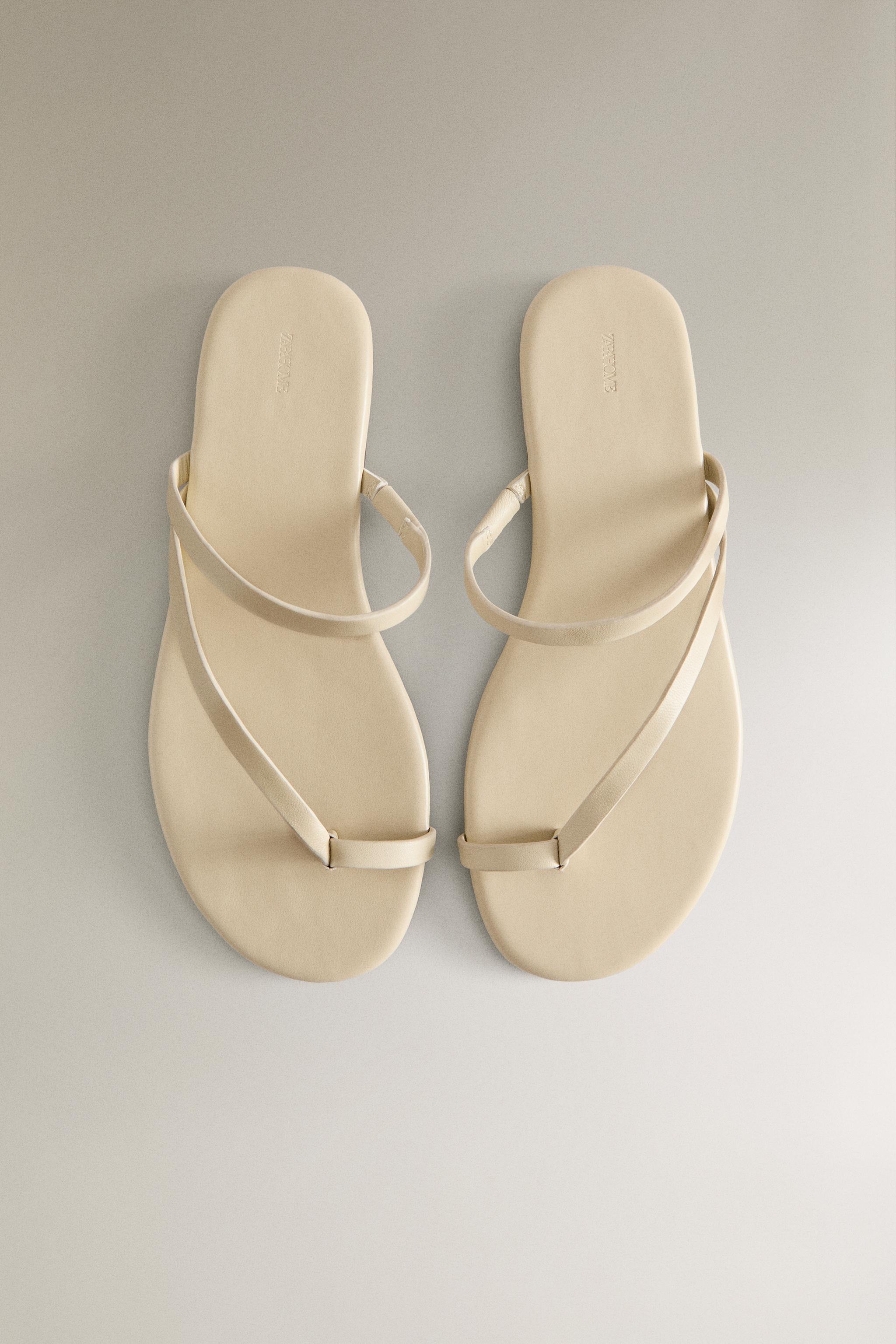 FLAT LEATHER SANDALS